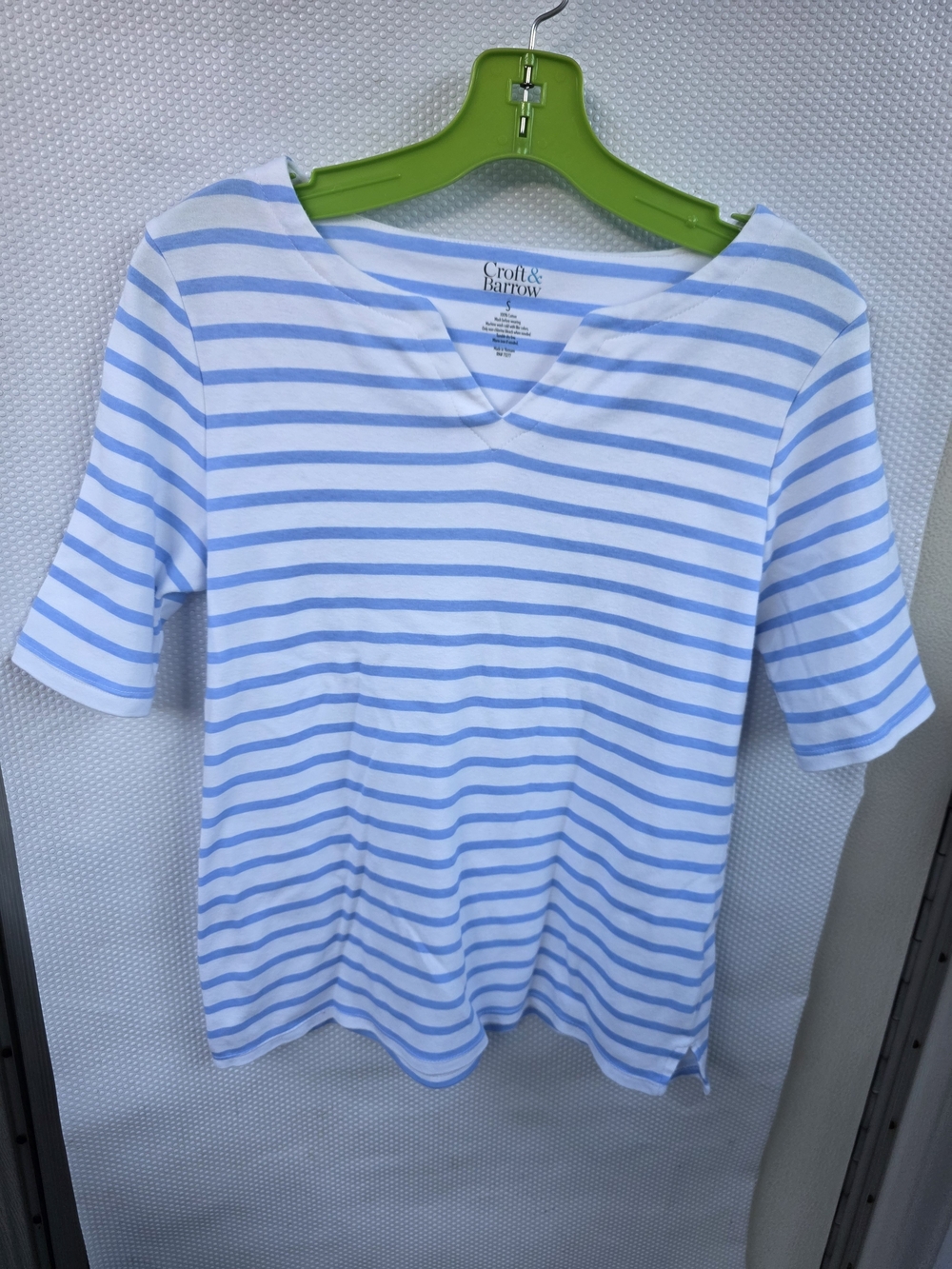 croft & barrow Light Blue and White Striped Short Sleeve V-Neck Top